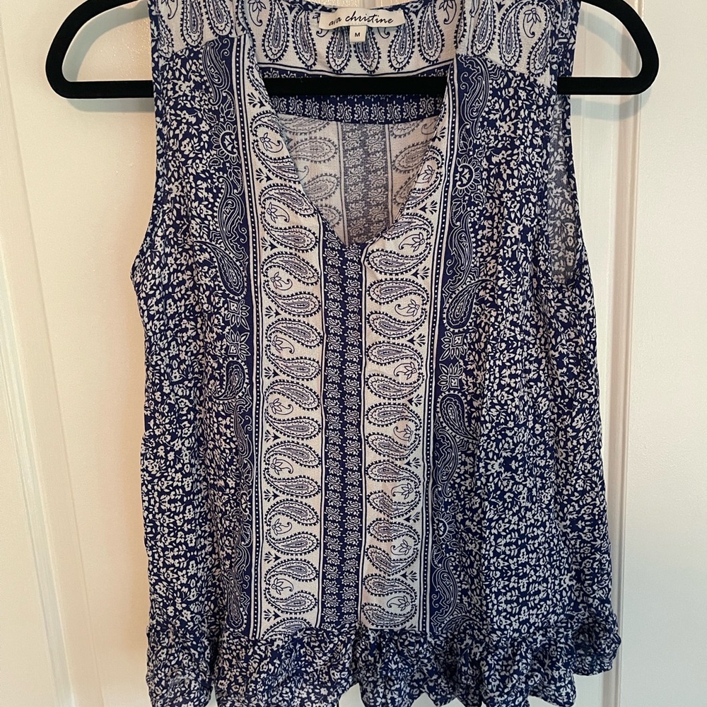 Elegant Blue Blouse with Chic Design